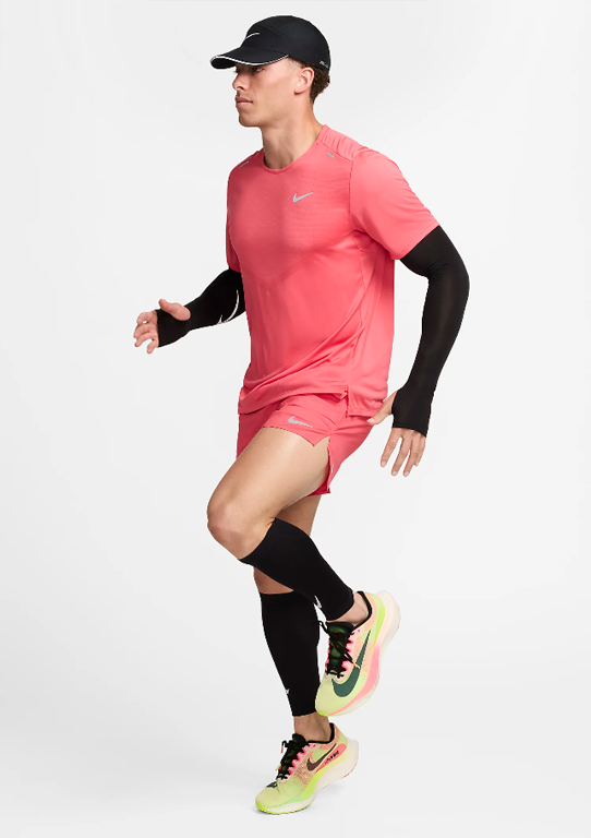 Nike-Rise-365-Men_s-Dri-FIT-Short-Sleeve-Running-Top-CZ9184-655-2